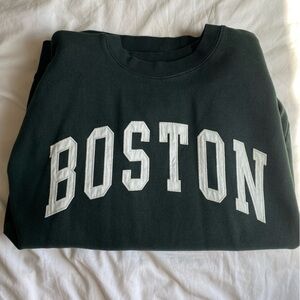 BRANDY MELVILLE: ERICA BOSTON SWEATSHIRT